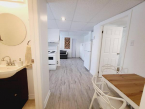 Cozy 1BR in Vieux-Longueuil +parking 14min Downtown